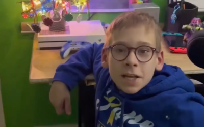 Grateful Young Santa Delivers Toys from an Unusual Sleigh