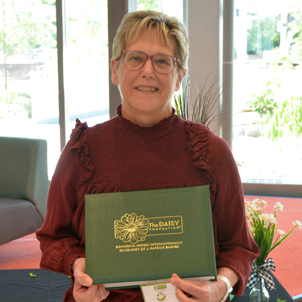 daisy-barb|barbara-cards-final|Brandi-Robertson_DAISY-2-web-main|Barbara Andrew |||